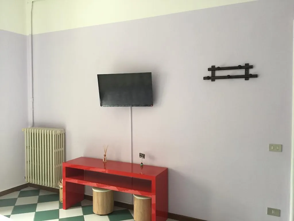 *** Bed & Breakfast Nightstars B&B Mestre Italy
